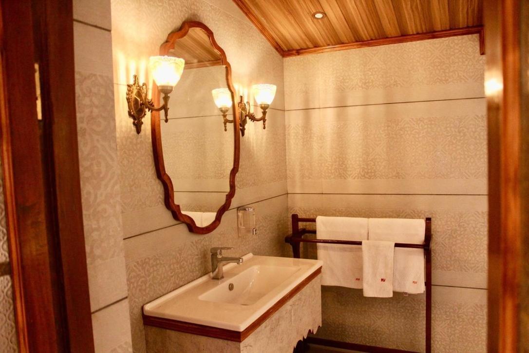 Hotel Mount View Heritage Panchgani Exterior photo