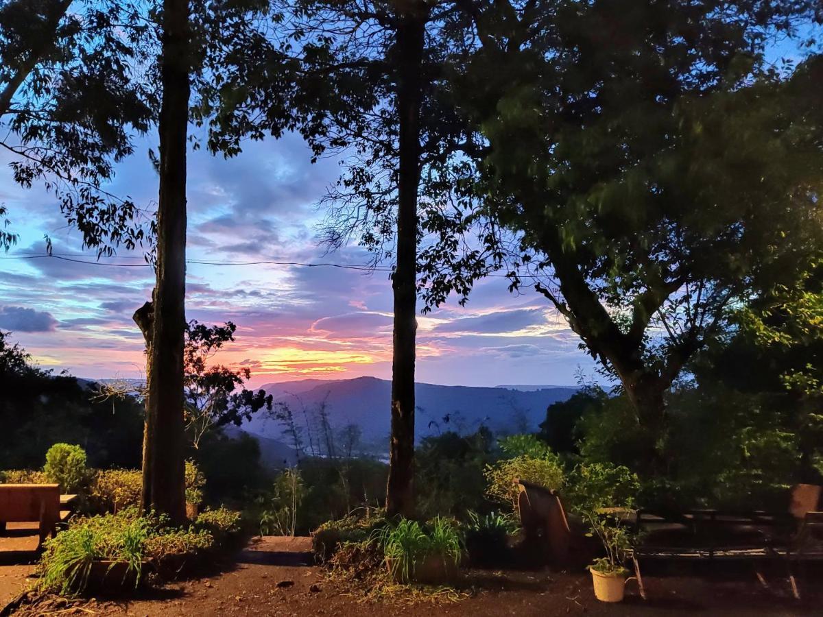 Hotel Mount View Heritage Panchgani Exterior photo