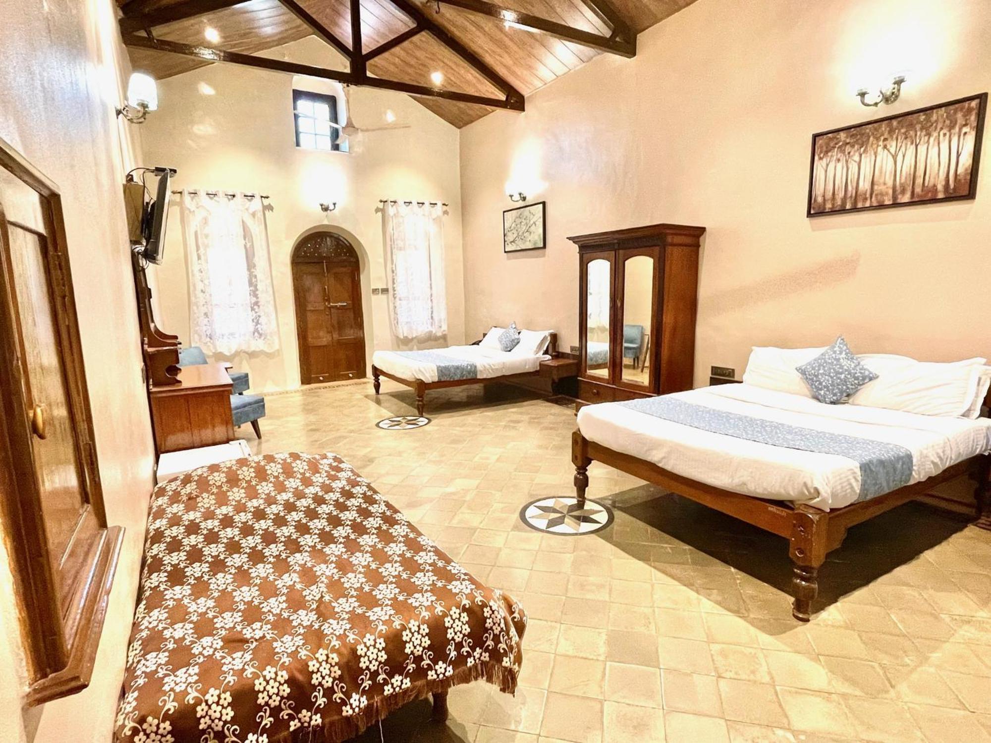 Hotel Mount View Heritage Panchgani Room photo